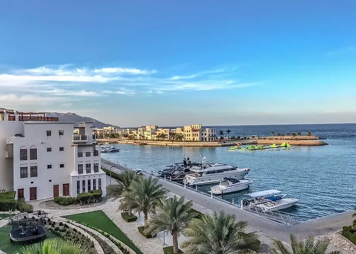 Apartment In Jebel Sifah